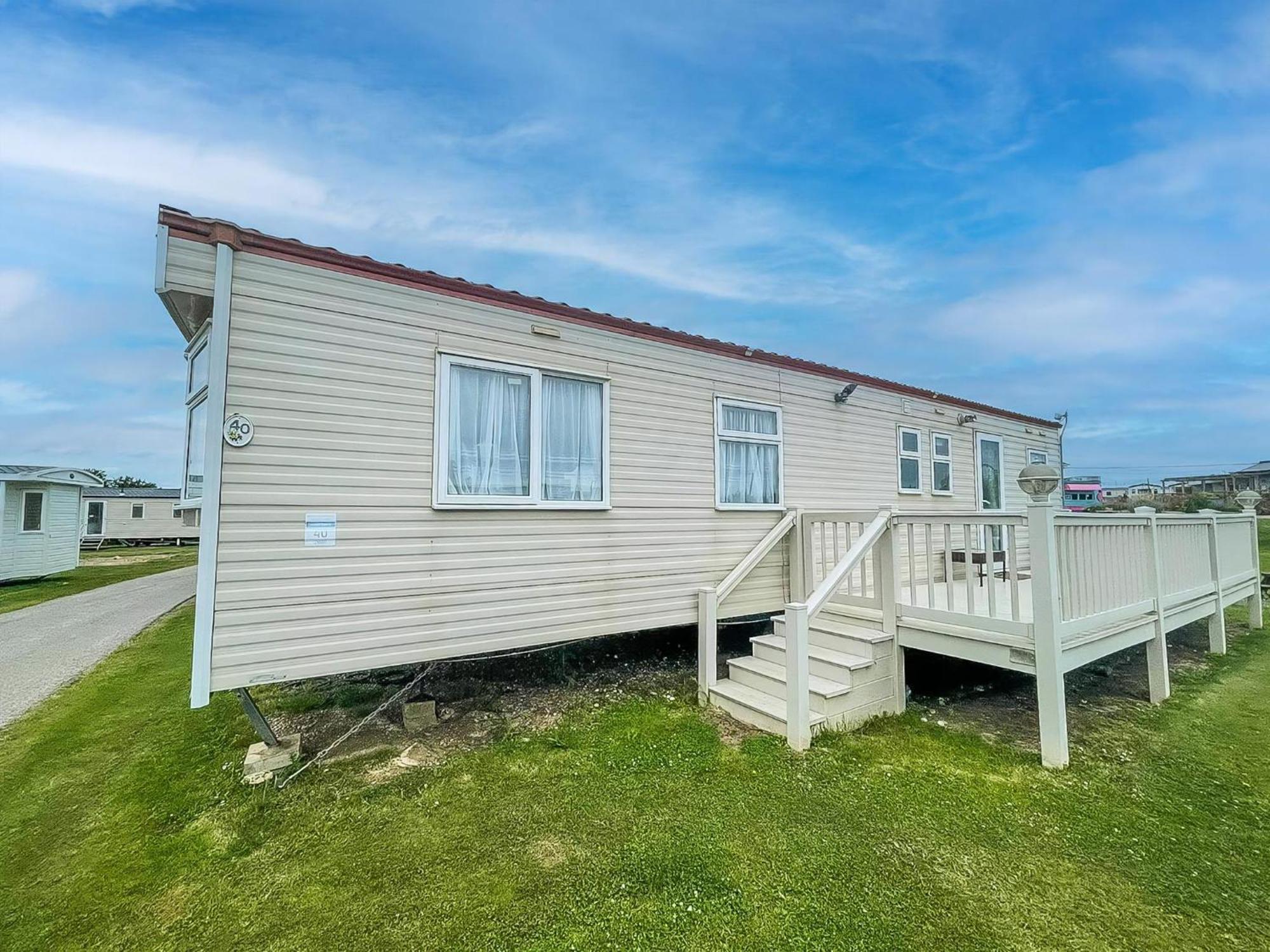 Superb Caravan By The Seaside In Kessingland, Suffolk Ref 90040Sg Benacre 외부 사진