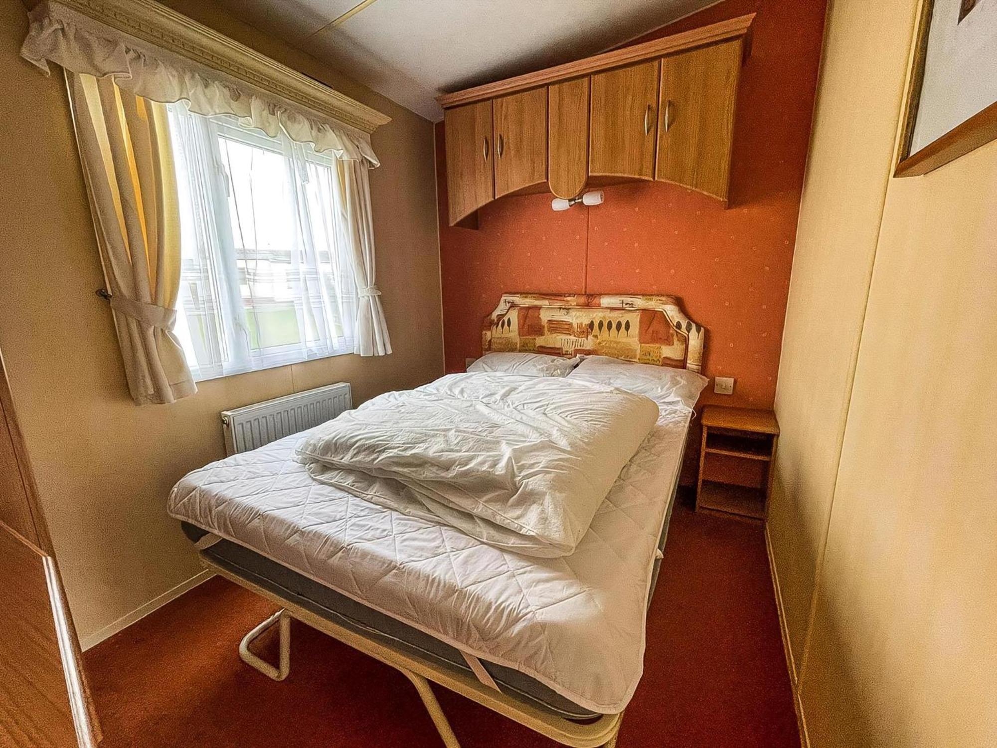 Superb Caravan By The Seaside In Kessingland, Suffolk Ref 90040Sg Benacre 외부 사진